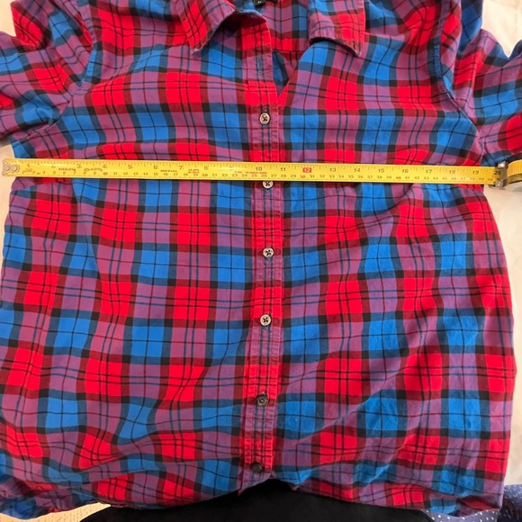 Talbots Red and Blue Plaid Button-Up Shirt Cotton Size Medium - Picture 4 of 5